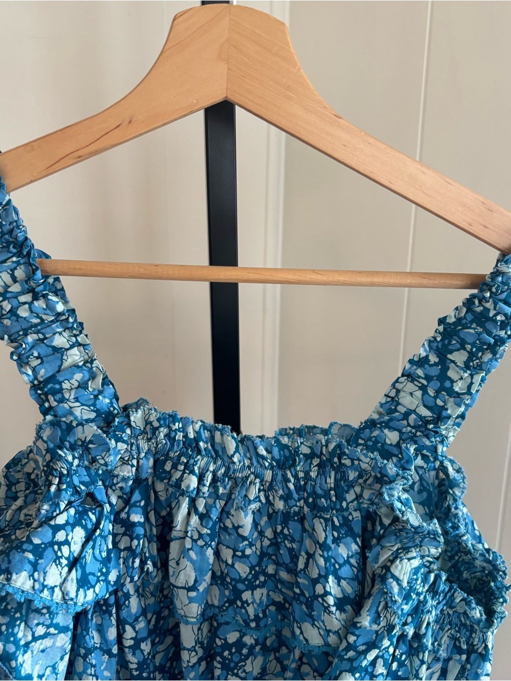 House of Harlow 1960 Martine Blue Print Cold Shoulder Top Women’s L NWT